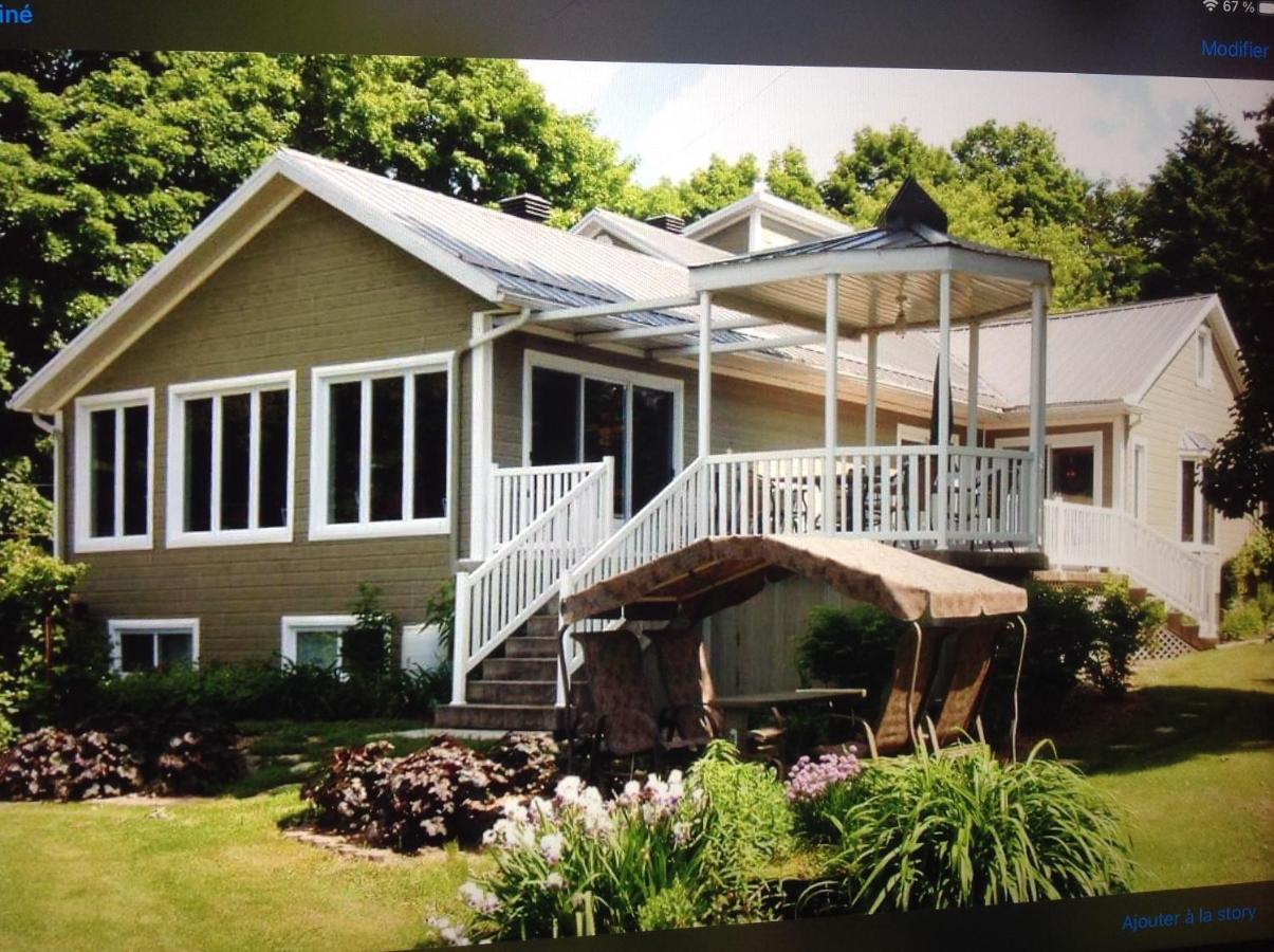Bed and Breakfast Les Saisons Du Fleuve Lotbiniere Zewnętrze zdjęcie