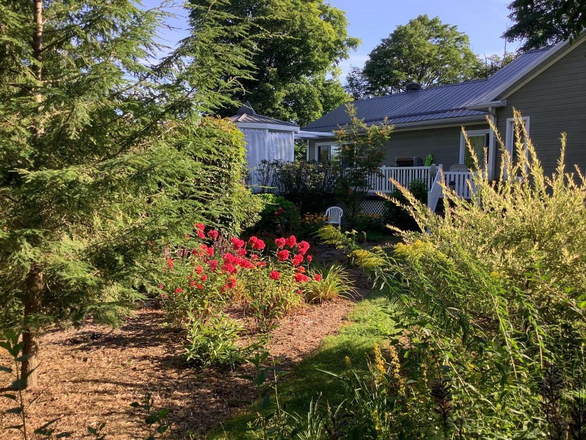 Bed and Breakfast Les Saisons Du Fleuve Lotbiniere Zewnętrze zdjęcie